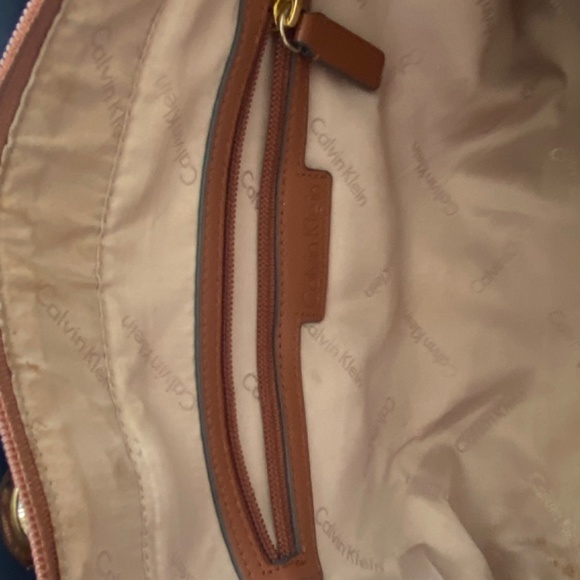 Calvin Klein - Picture 9 of 10